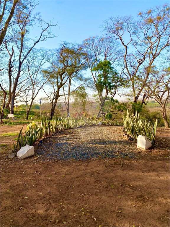 Sítio na cidade de Taiuva-SP.