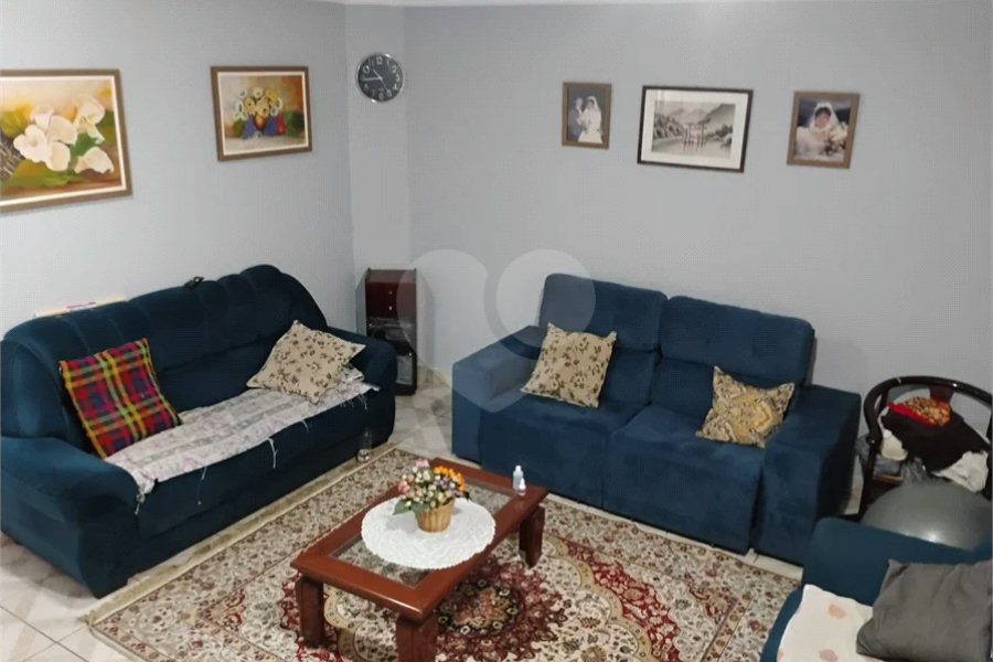 Vende-se casa na Vila Santa Catarina - Excelente oportunidade para investimento e geração de renda