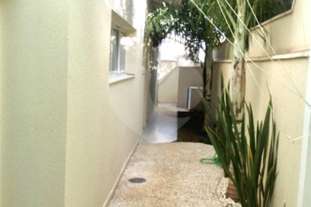 Indaiatuba - Casa no Condomínio Amstalden - Sobrado - 4 suítes - 2 banheiros sociais - Piscina aquecida com Hidro - Móveis planejados - 334,89 de obra - 370 construção com a piscina - IPTU 513,00 - Condomínio 1091,00 - Condomínio com salão de festa - Quadra de futebol - Lago para pescas