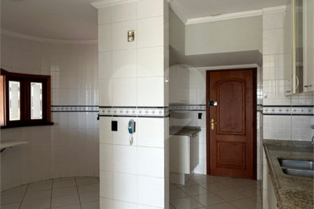 Apartamento 4 suítes Central Park Club