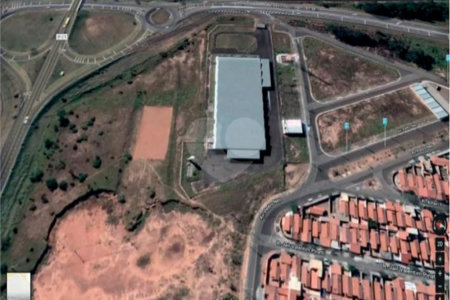 Galpão Comercial .