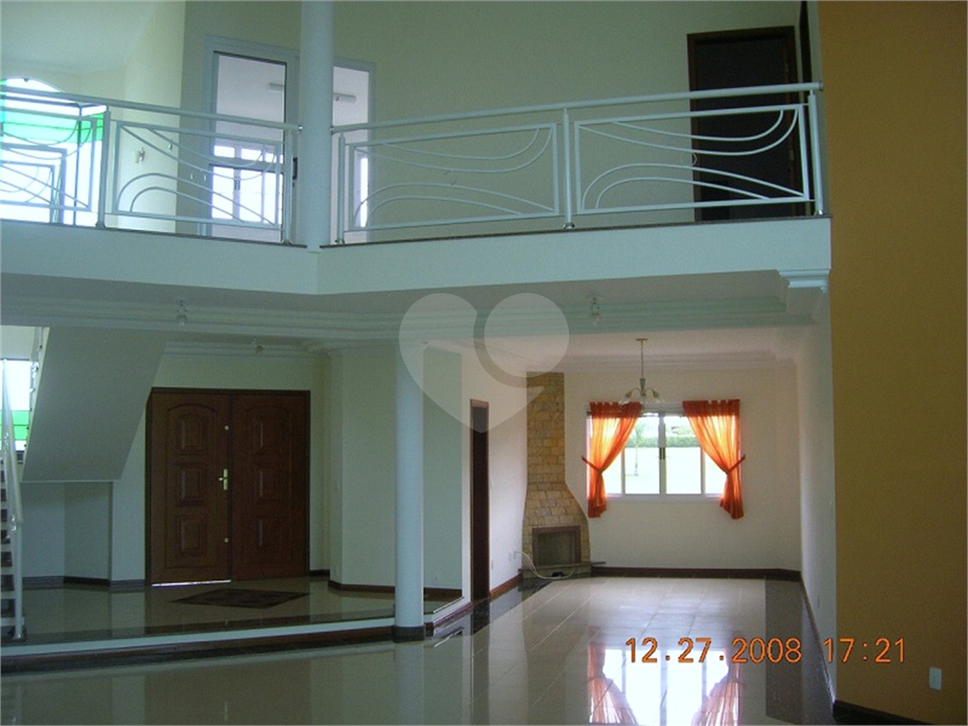 Casa no Condomínio Damha I