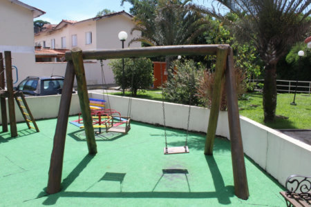 Sobrado à venda com 2 quartos no condomínio Condomínio Villas da Granja, Cotia - SP