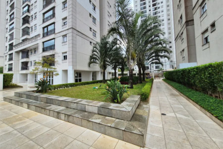 Apartamento à venda no Morumbi - são 70m2, 3 quartos, 1 suíte, 1 vaga coberta