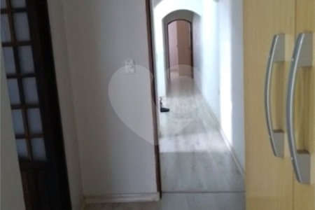 Sobrado com 246m², 3 quartos, sendo 1 suíte, 7 vagas de garagem, à venda no Jd das Maravilhas, em Santo André