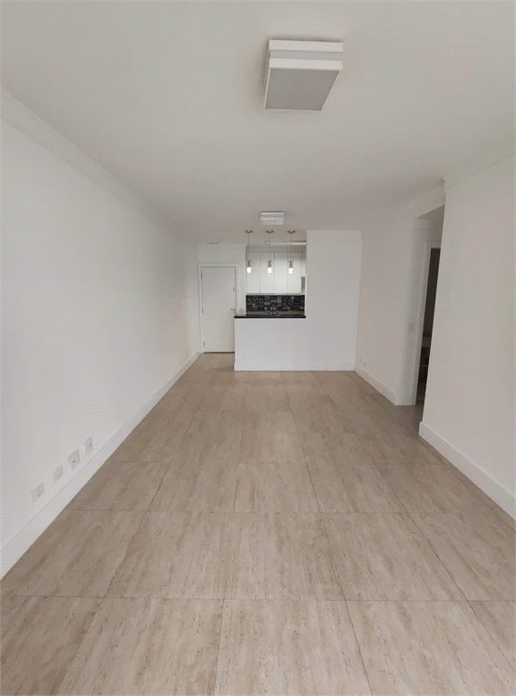 Apartamento à venda ou para alugar com 3 quartos, sendo 1 suíte, em Parque Reboucas, São Paulo, SP