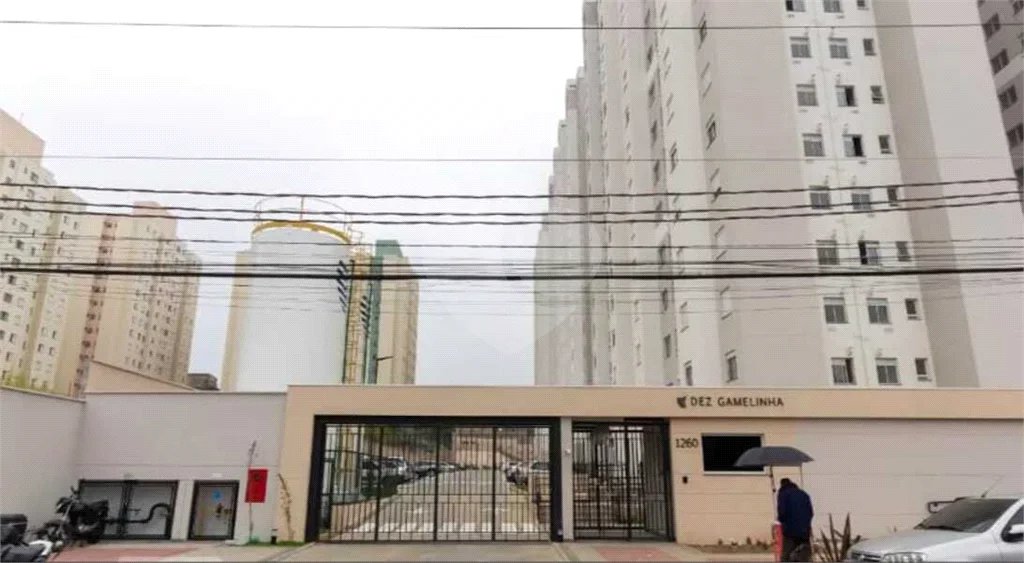 Apartamento com 50m², 2 dormitórios, 1 vaga, á venda em Itaquera.