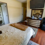 Sobrado à venda com 4 quartos, sendo 3 suítes, em Vila Sônia, São Paulo, SP