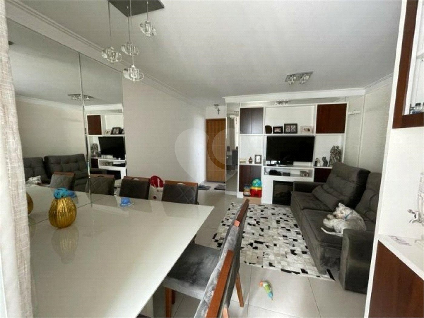 Apartamento à venda com 3 quartos, sendo 1 suíte, em Jardim Prudência, São Paulo, SP