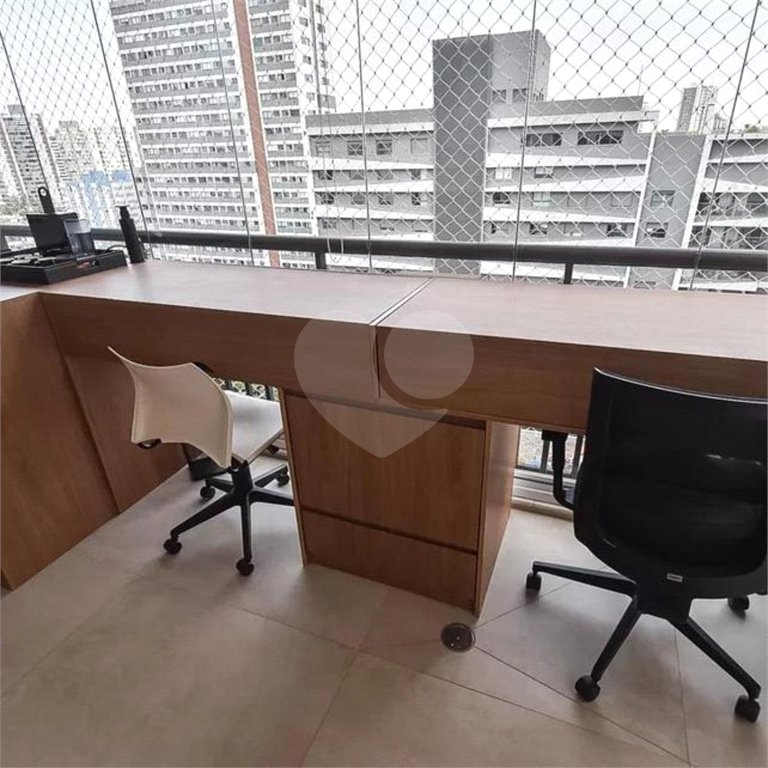 Apartamento no Ipiranga de 94m2 com 2 dorms, 1 suíte, 3 banheiros, 2 vagas. Estuda permuta.