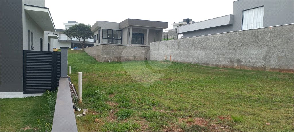 Terreno no Condomínio Santa Isabel II em Louveira