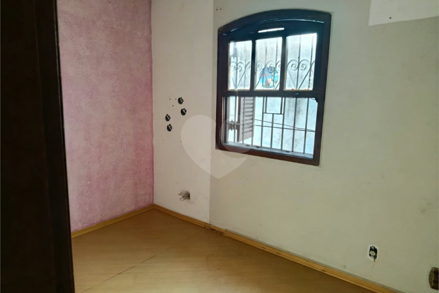 Oportunidade! Sobrado 3 Dorms/ 1 Suíte e 2 Vagas