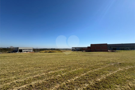 Terreno Comercial á venda em Parque Tecnológico Damha II em São Carlos.
