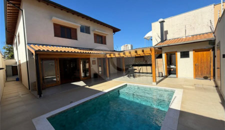 Casa à venda com 4 quartos, sendo 2 suítes,  em Jardim Europa, Piracicaba, SP