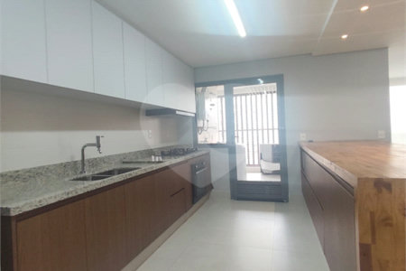 Belíssimo apartamento com 163m², 3 suítes e 2 vagas para locação na Chácara Klabin!