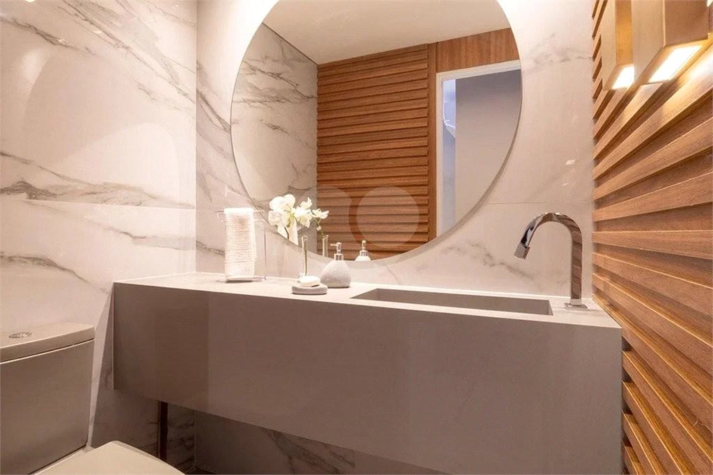 Apartamento novo com 129m² na Mooca com 2 suítes e 2 vagas.