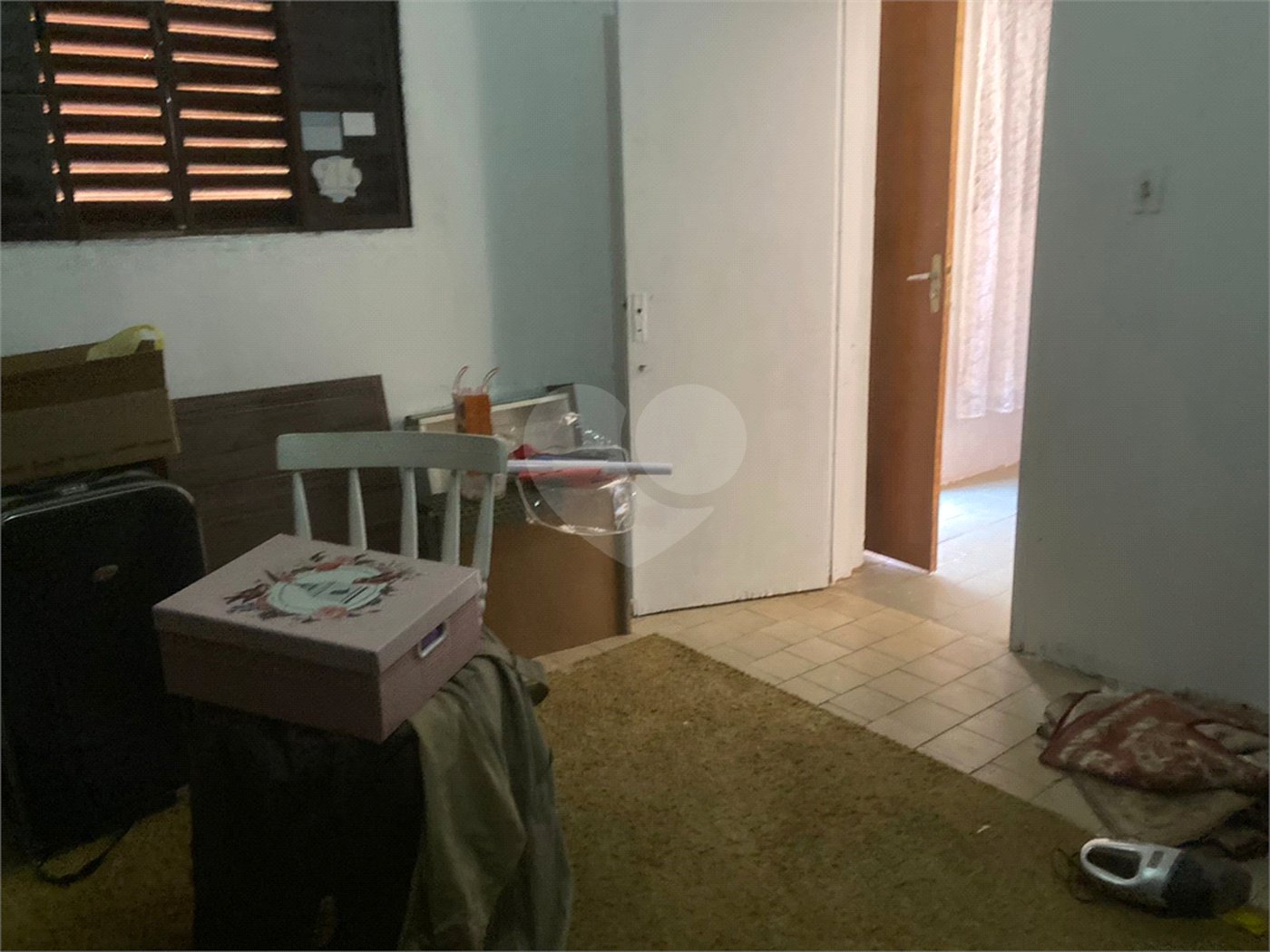 Vende-se excelente casa próxima ao Centro