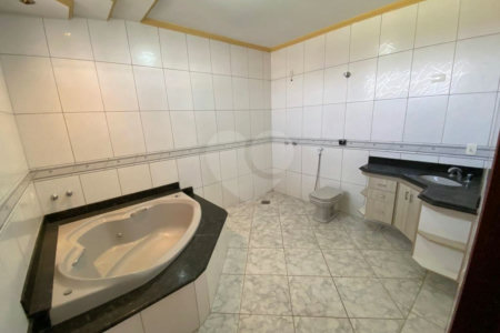 Casa no Jardim Hikare