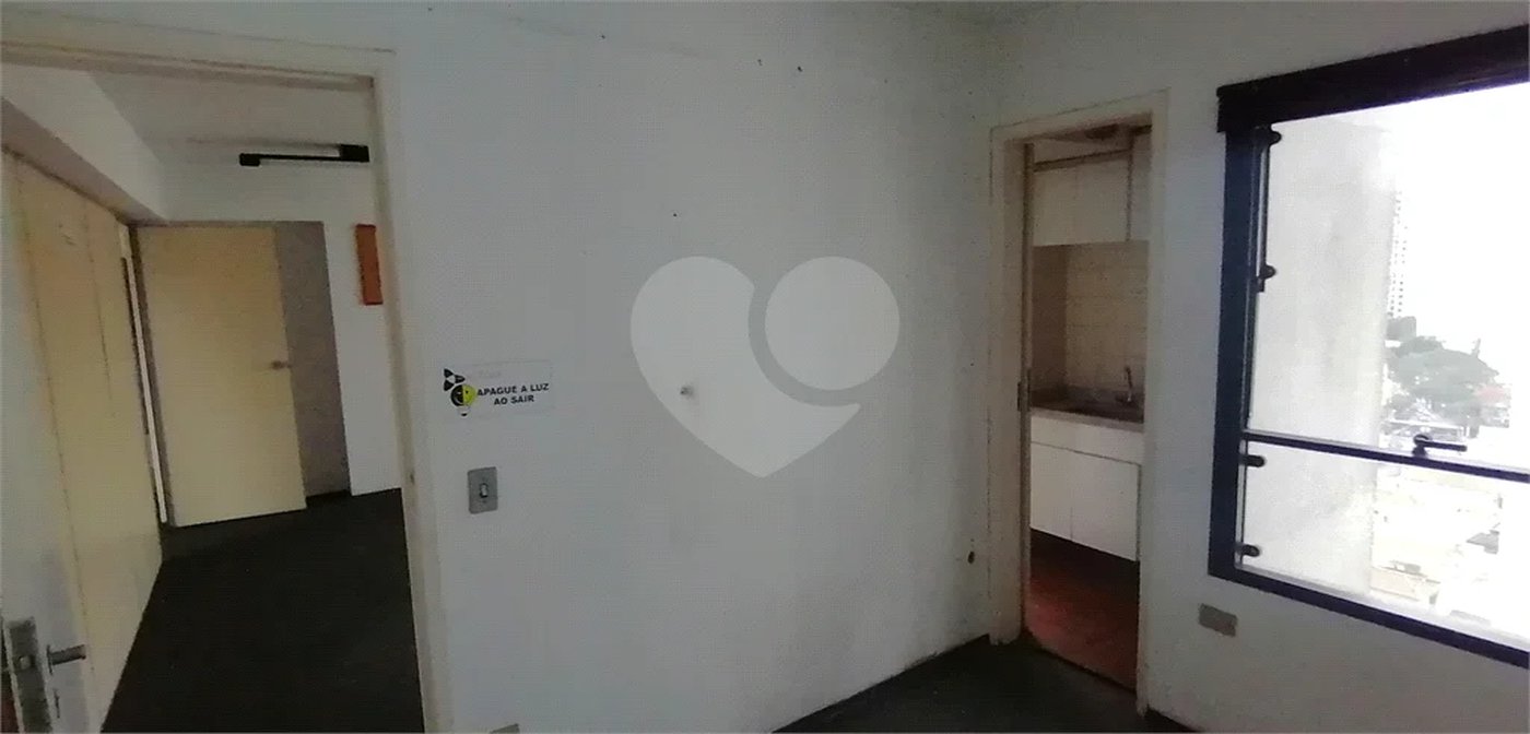 SALA COMERCIAL PARA LOCAÇÃO COM 57m2 NA VILA MARIANA/METRÔ