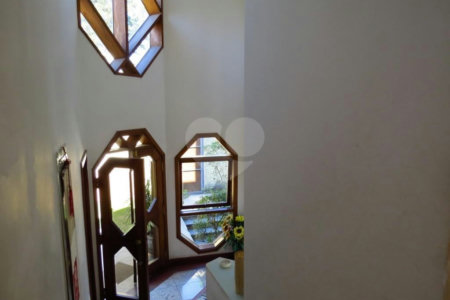 Casa de Vila à venda com 5 quartos, sendo 3 suítes, em Morumbi, São Paulo, SP