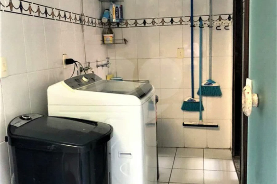 Sobrado à venda com 4 quartos, sendo 1 suíte, em Vila Prudente, São Paulo, SP
