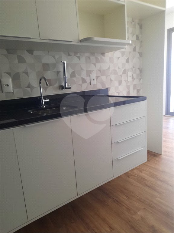 Studio na Vila Madalena ao lado do metro