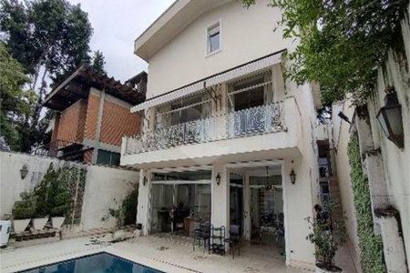 Sobrado de 344m2 à venda com 4 dormitórios no Pacaembu