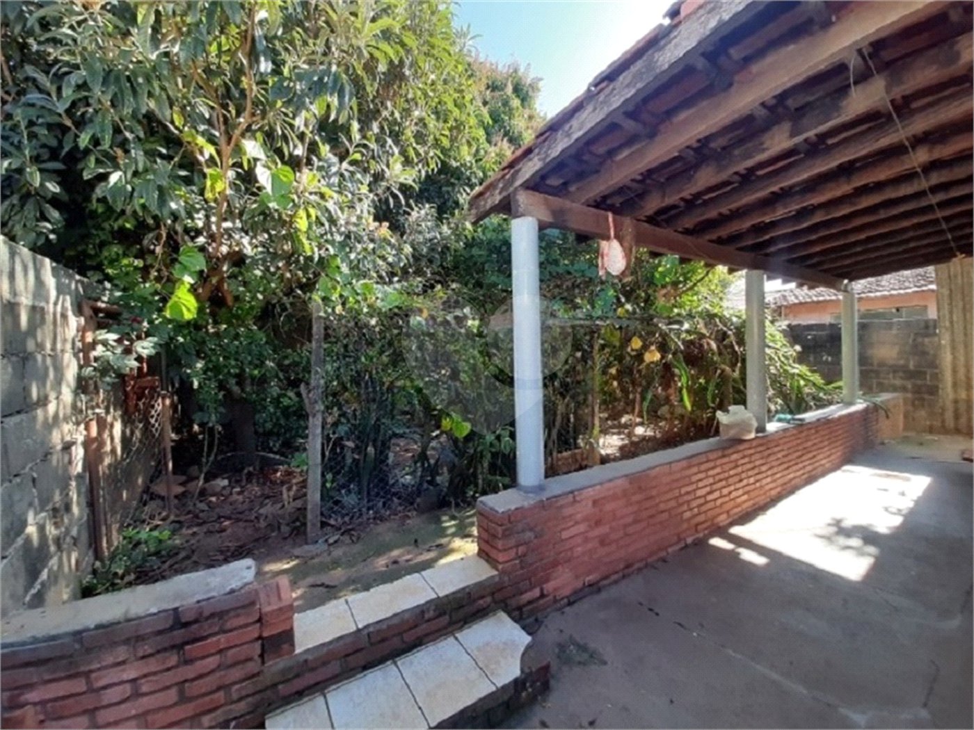 Casa térrea para Jardim Bandeirantes.