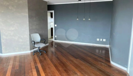 Apartamento à venda com 4 quartos, sendo 1 suíte, em Vila Congonhas, São Paulo, SP