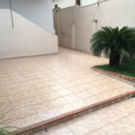 Casa térrea no Centro.