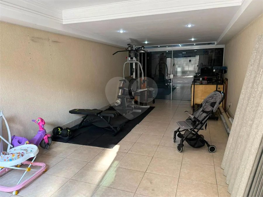 Casa à venda com 4 quartos em Vila Fiat Lux, São Paulo