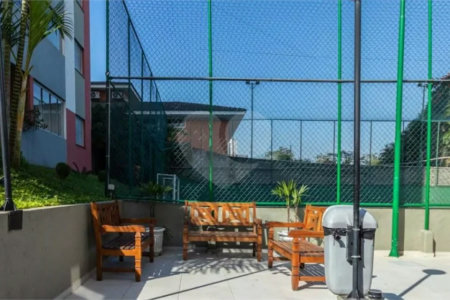 Apartamento com 49m², 2 quartos, 1 garagem, à venda em Itaquera