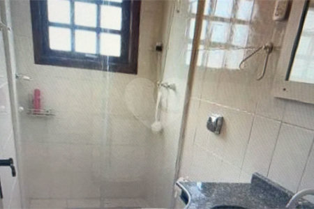 Sobrado na Mooca com 246m2 com 3 dorm e 2 vagas.