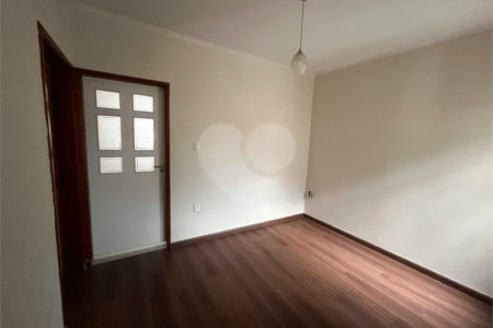 Casa com 367m², 3 dormitórios, 9 vagas, à venda na Vila Santa Teresa - Sto André.