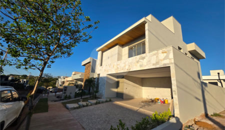 Casa à venda com 3 suítes no condomínio Parque Faber 4, São Carlos - SP