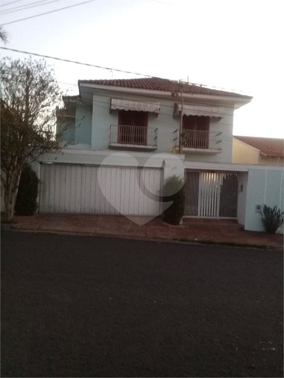 Sobrado em Araraquara.