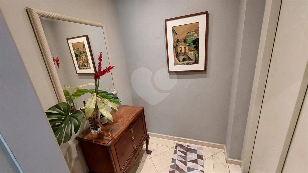 Apartamento de 3 quartos, mobiliado, para locação no Paraíso