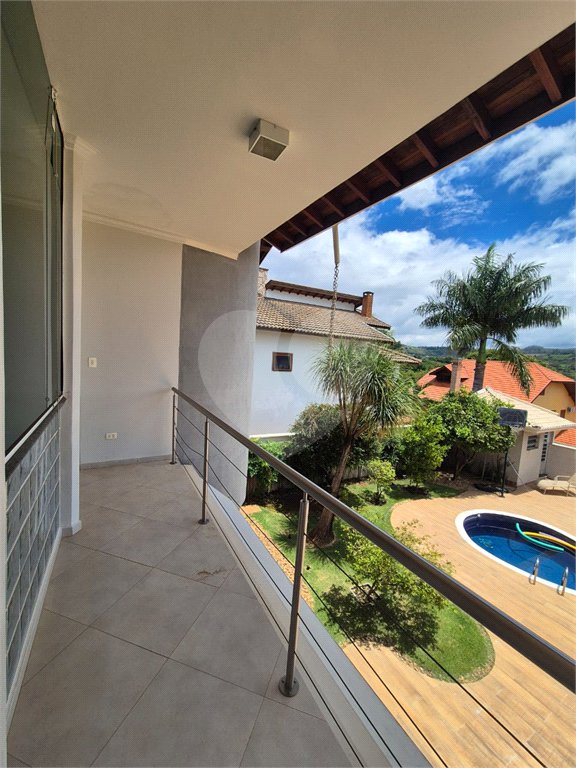 Sobrado à venda ou para alugar com 3 suítes em Villaggio Capríccio, Louveira, SP