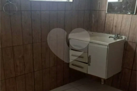 Duas casas com área total de 220m², 4 dormitórios, 3 suítes, 1 vaga de garagem, à venda em Pirituba