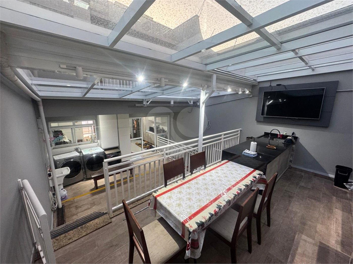 Casa à Venda com 225m² – Ampla e Bem Localizada - Estuda permuta.