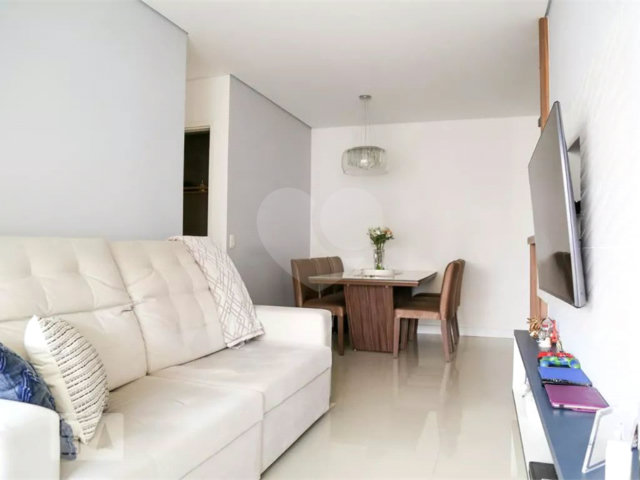Apartamento à venda com 2 quartos, sendo 1 suíte,  em Saúde, São Paulo, SP