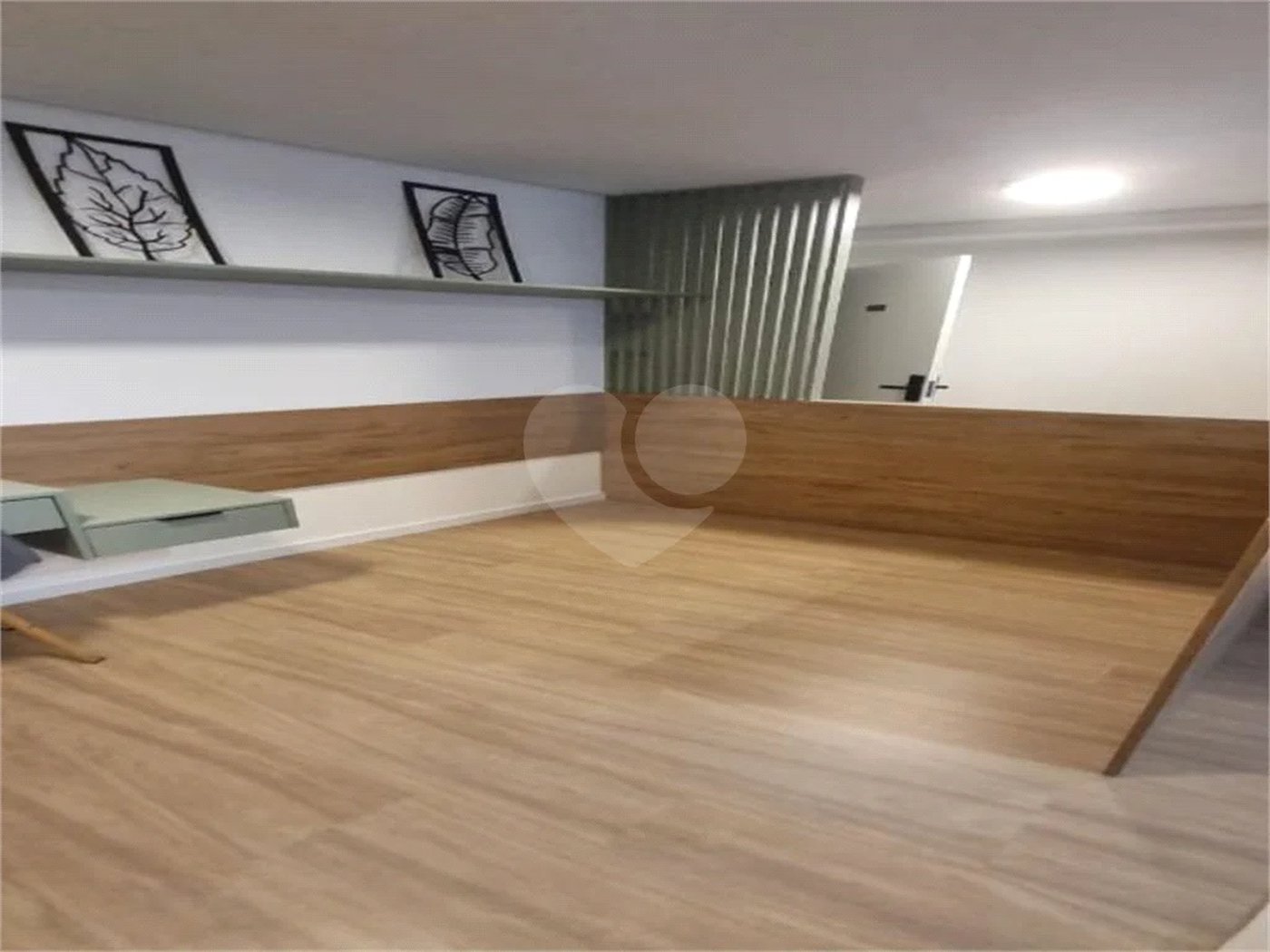 Studio Mobiliado com Varanda, Ar-Condicionado e Lazer Completo