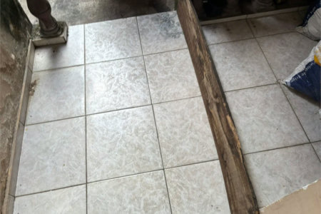 Casa com 300m², 5 quartos (3 suítes), 3 garagens, à venda em Itaquera