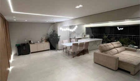 Apartamento à venda com 3 suítes em Mooca, São Paulo, SP