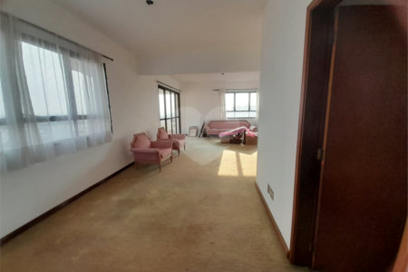 Apartamento à Venda no Edifício João Malagutti – 3 Dormitórios, 132m², Vista Maravilhosa!