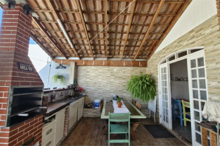 Casa à venda – Chácaras Maringá