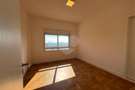 Apartamento Aclimação 137 metros