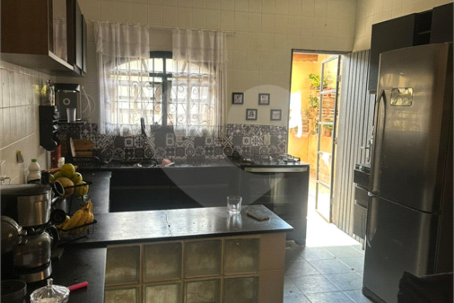 Sobrado com 4 Quartos à venda, 250m² - Jardim Líbano