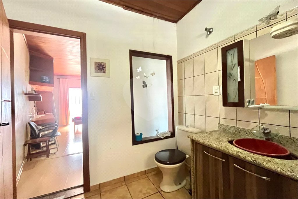 Sobrado espaçoso à venda com 220m² no Planalto Paulista