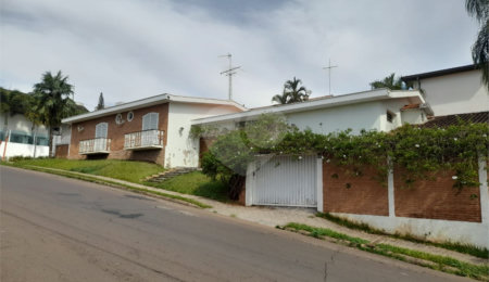 Casa à venda com 3 quartos, sendo 2 suítes,  em Parque Santa Mônica, São Carlos, SP